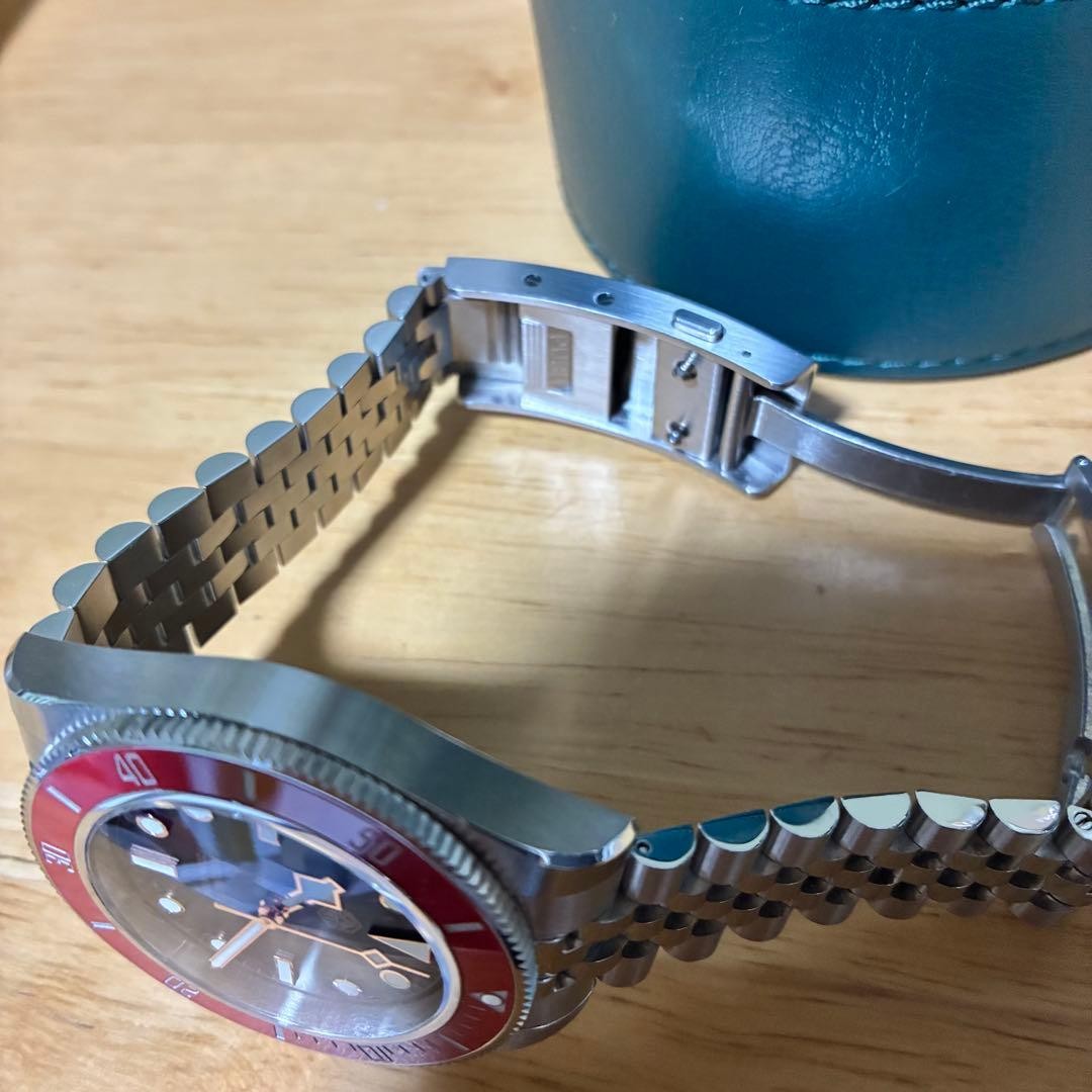 San Martin SN0128G SN0118 Automatic Watch Red Bezel Jubilee Bracelet NEAR MINT