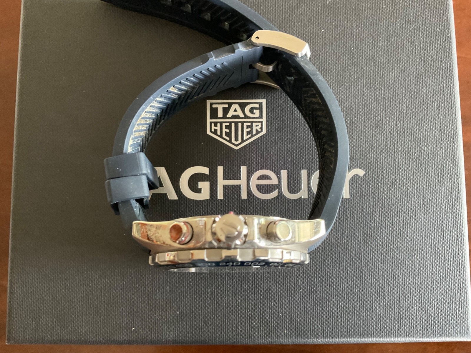 TAG HEUER FORMULA 1- 43MM RED BULL RACING MEN’S WATCH CAZ101AL.FT8052