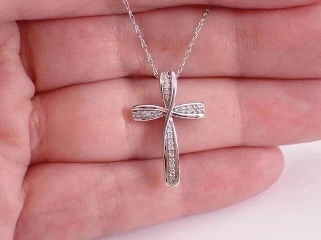 1 Ct Round Cut Lab-Created Diamond Women’s Cross Pendant 14K White Gold Plated