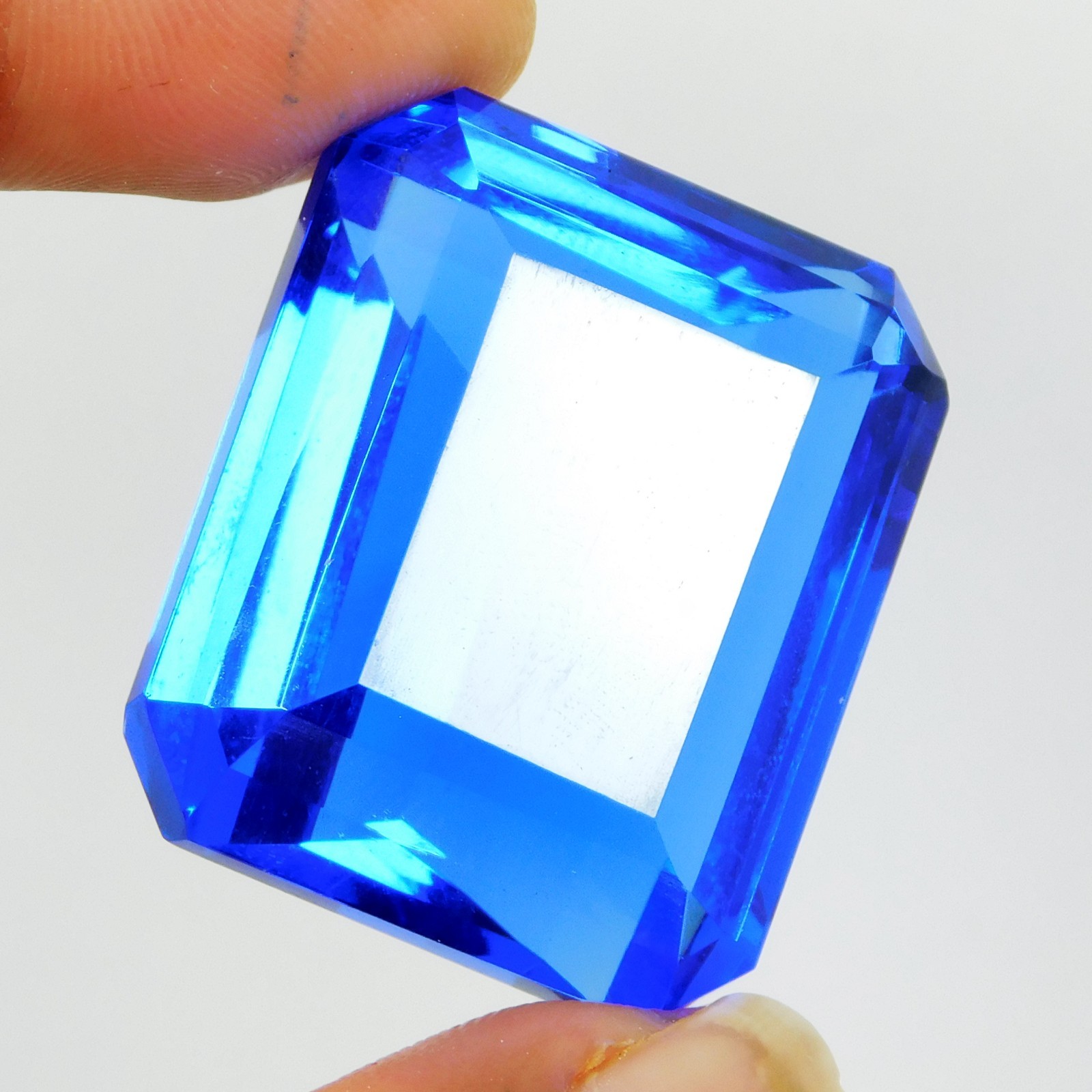 Certified 106.50 Ct Natural Blue Tanzanite AAA+ Grade Stunning Loose Gemstone