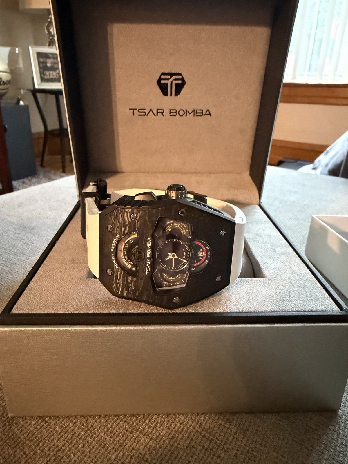 TSAR BOMBA Men’s Automatic Power Reserve Black Carbon Tonneau White Strap Box