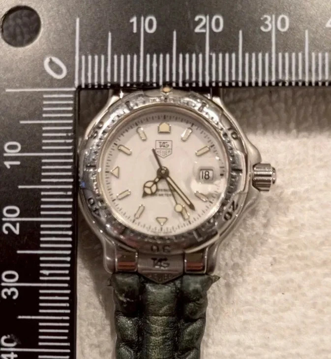 [NEAR MINT] TAG HEUER Professional 6000 WH1311-K1 Black 28mm Ladies Quartz Watch