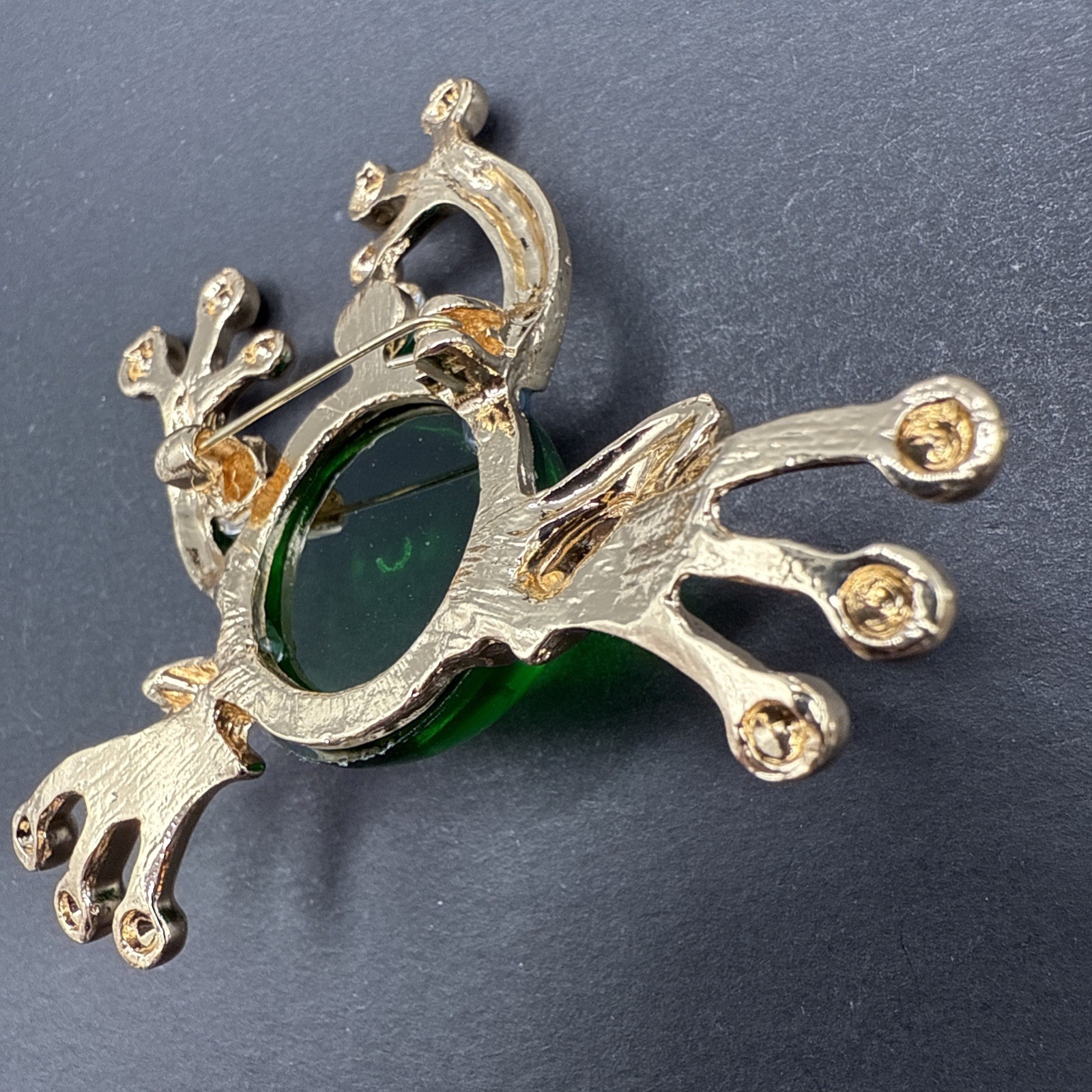 Large Frog Green Belly Brooch Pin J26