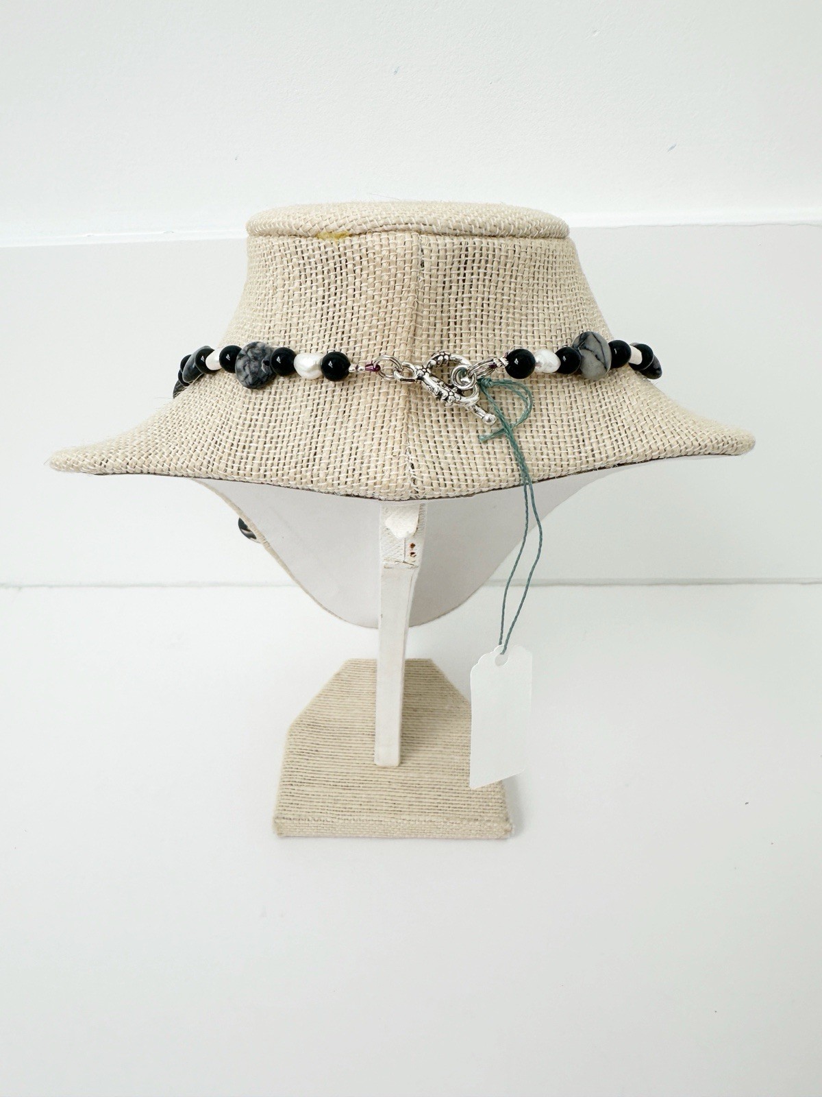 NWT Genuine Jasper, Agate, Black Onyx & Pearls Beads Necklace Black Gray White