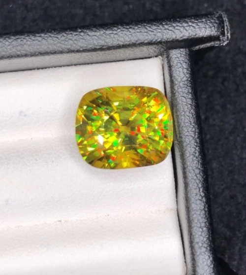 6.50+ Ct Natural Full Fire Sphene Titanite Cushion Cut Gemstone For Jewellery