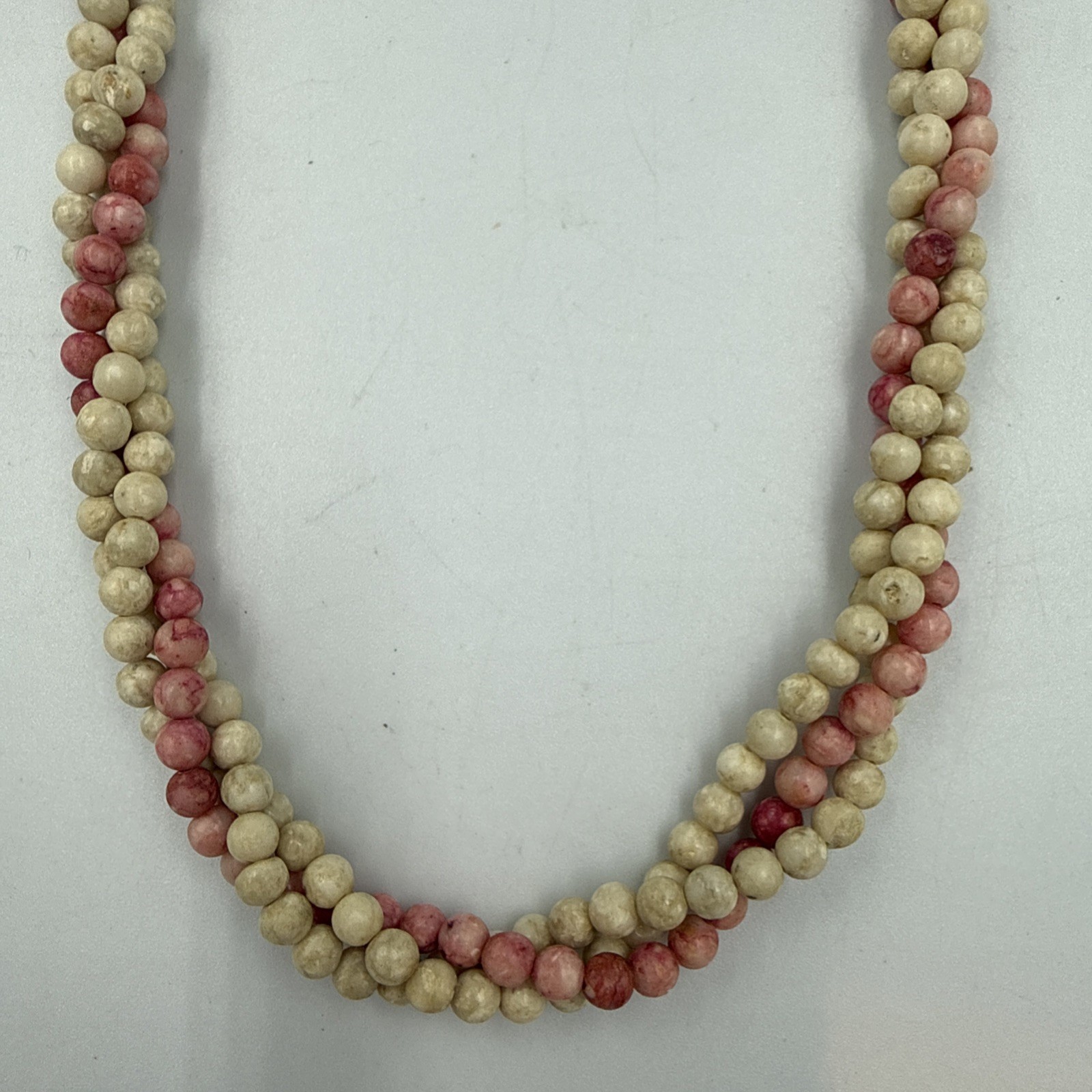 Vintage necklace three-row angel skin coral Twist Closure Strand