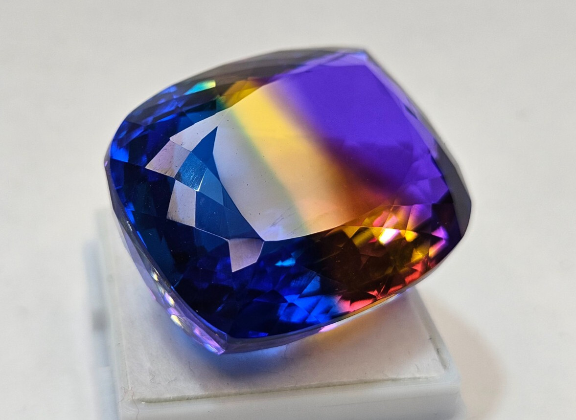 Bi-Colour Ametrine Natural Fancy Cut 90+ Ct Certified Loose Gemstone