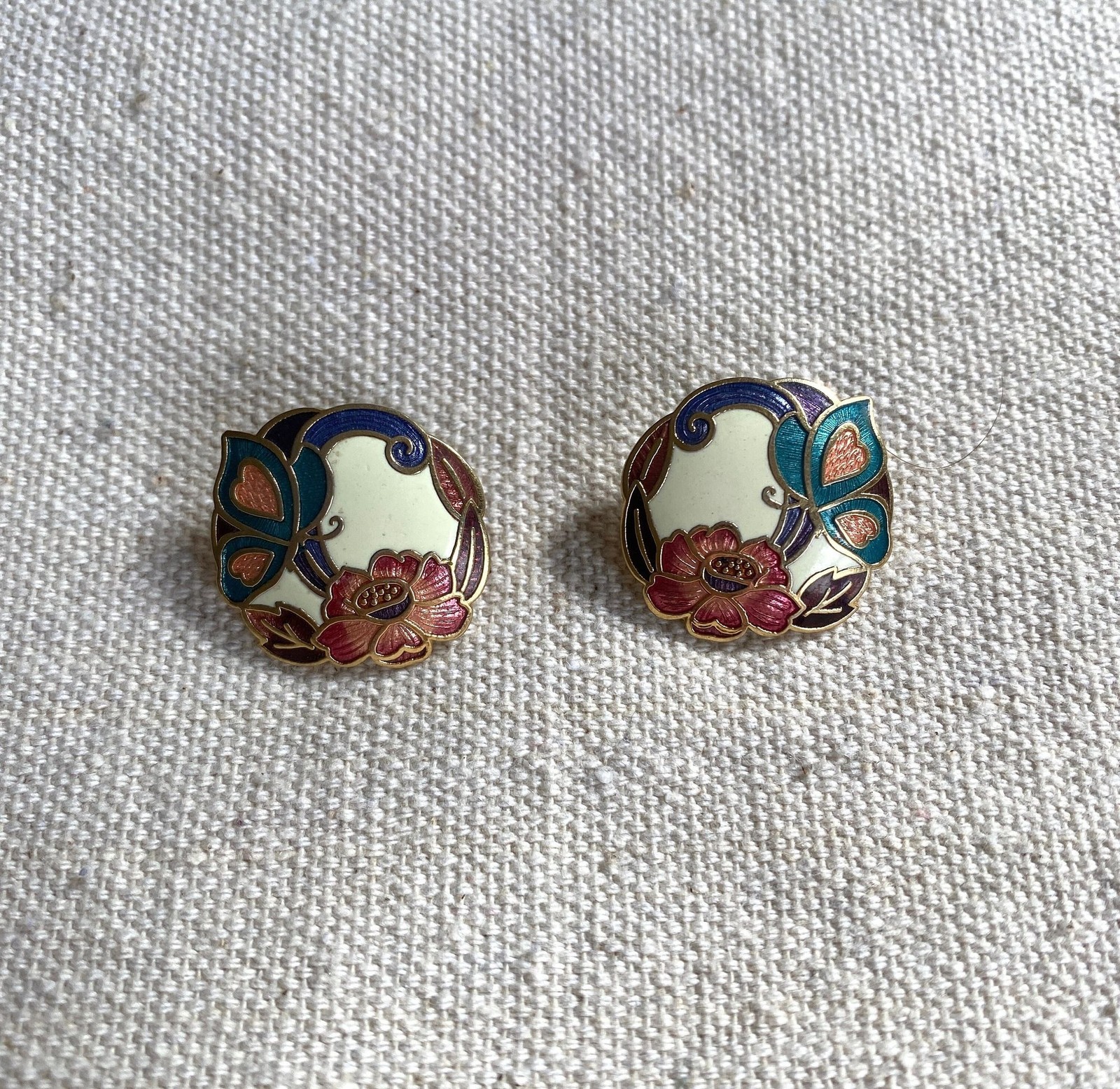 vintage cloisonne stud earrings / 80s floral gold lined enamel floral pushbacks