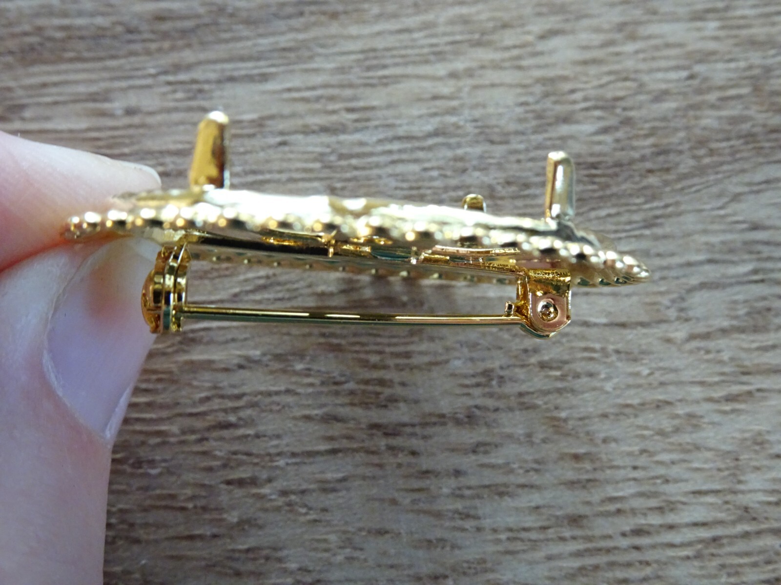 Beaded Horizontal Hamilton Bright Gold Plated Brooch 22x30mm (pkg 12) 0495