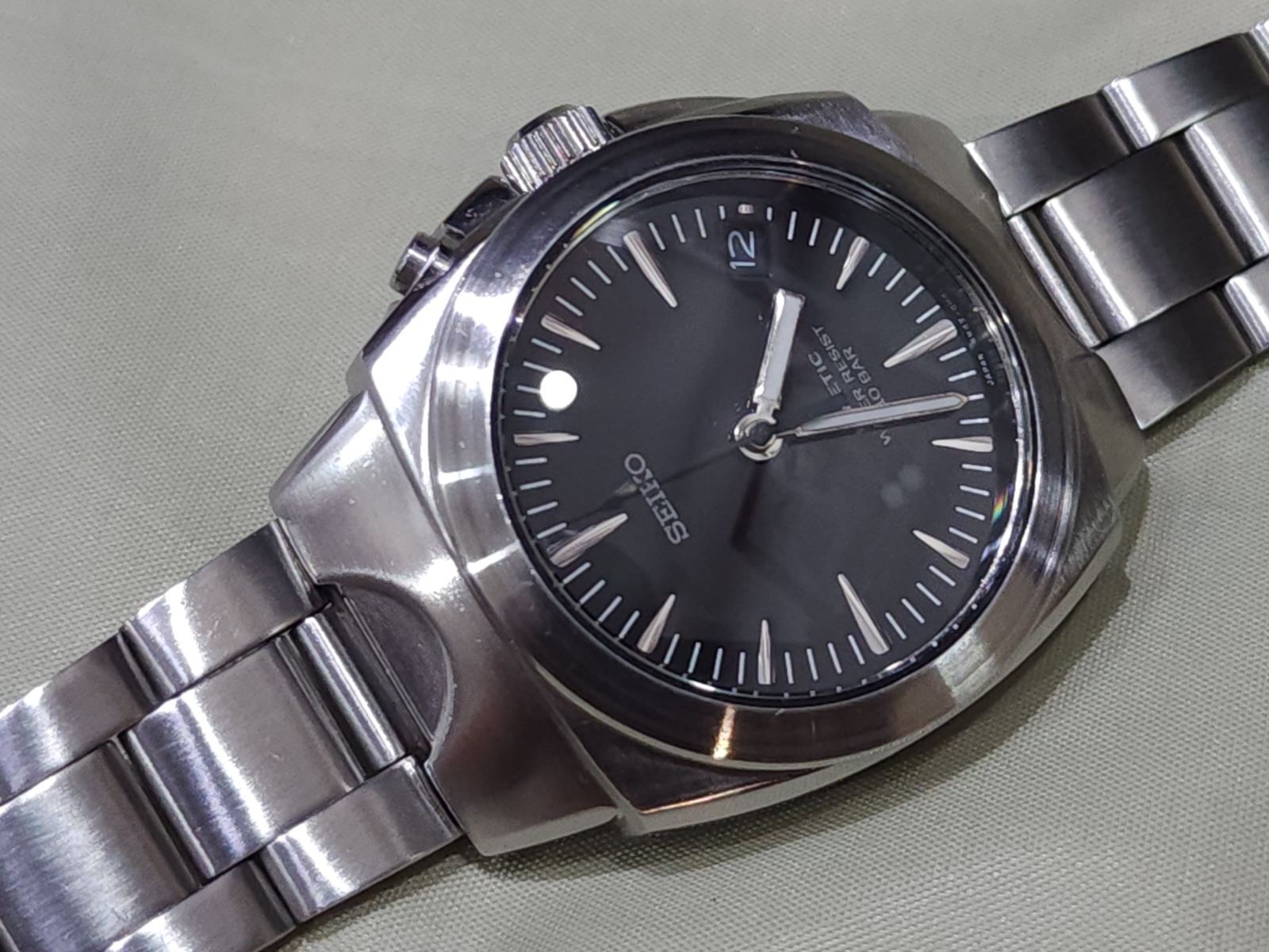 Seiko (SUS AGS) KINETIC 5M42-0E50 A4 Black Dial Japan Vintatage RARE