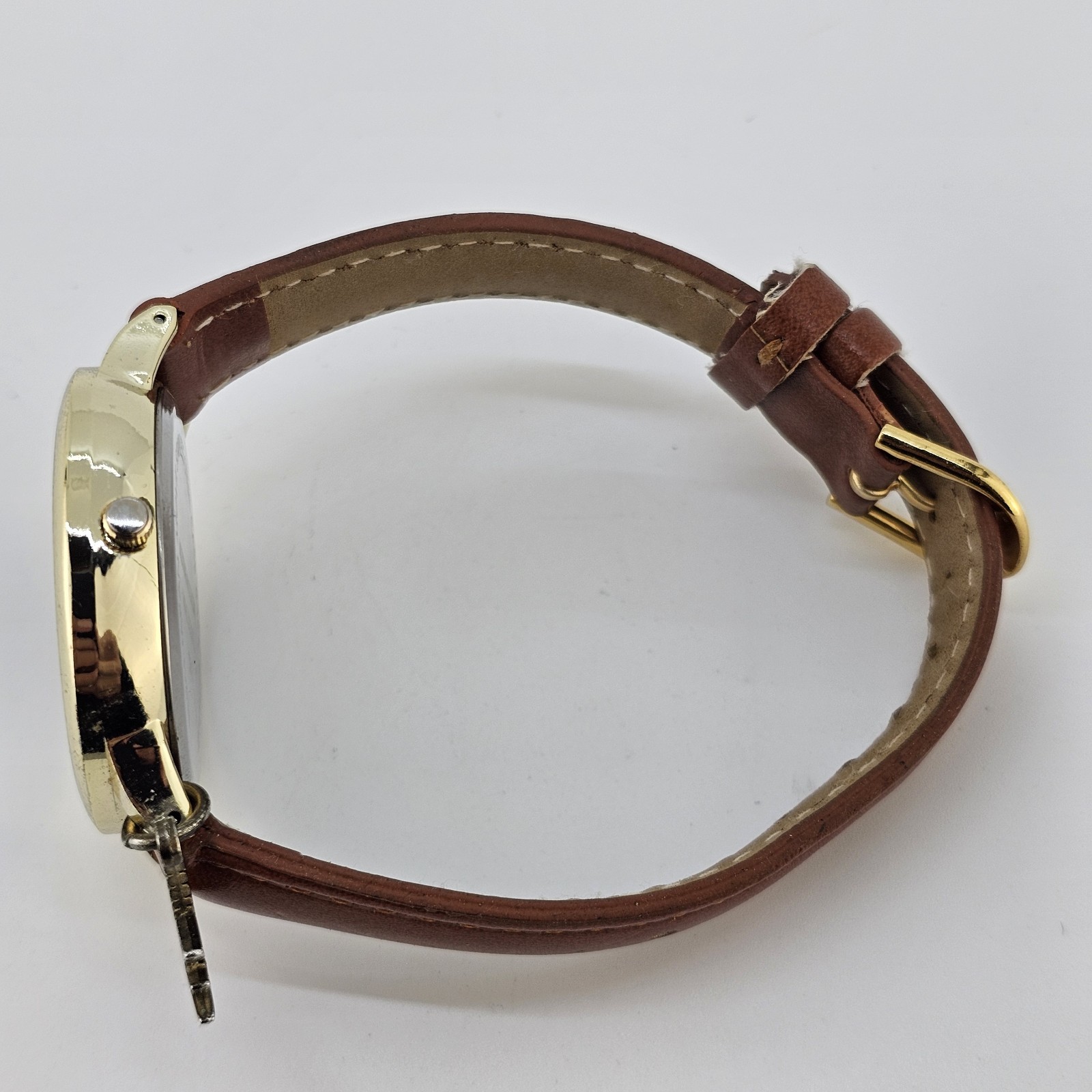 Women’s World Map Watch 38MM Multicolor Dial Brown Leather Bands NEW Battery