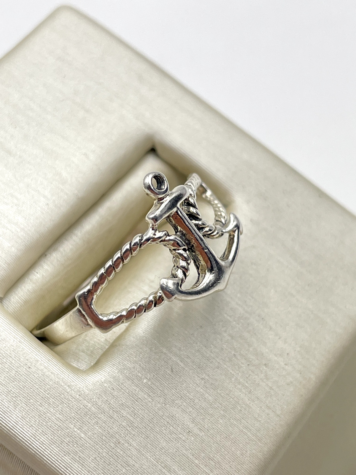STERLING SILVER 925 ANCHOR 2mm BAND SIZE 9 RING 1.6g