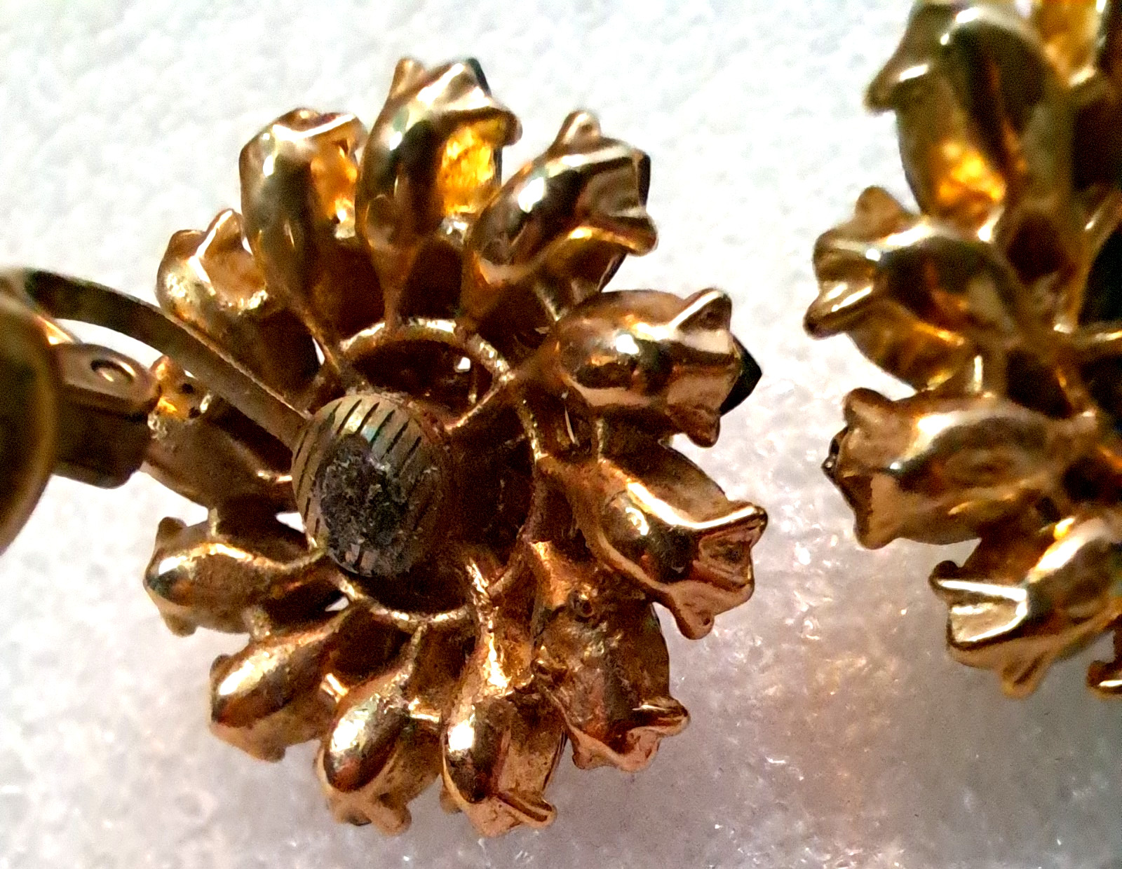 Trifari Rich Green Ira Desert Rhinestone & Aurora Borealis Clip Earrings