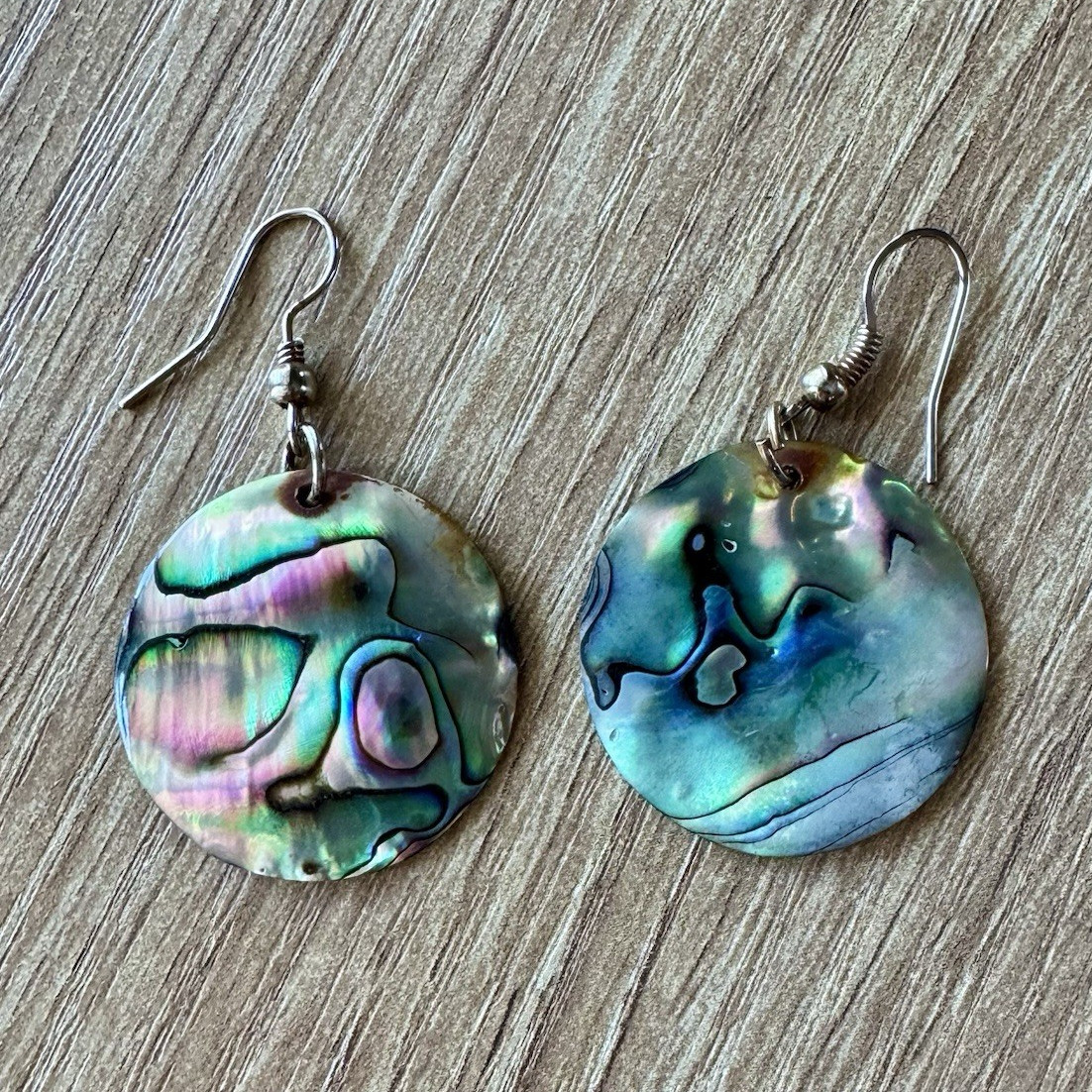 Vintage 90s Iridescent Natural Paua Abalone Shell Disc Drop Earrings Boho