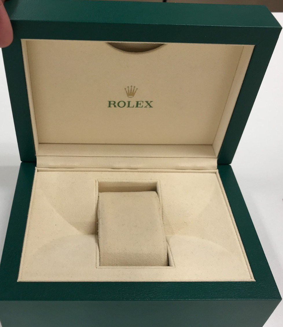 Rolex Genuine Wristwatch Storage Box With Issues item# e12058