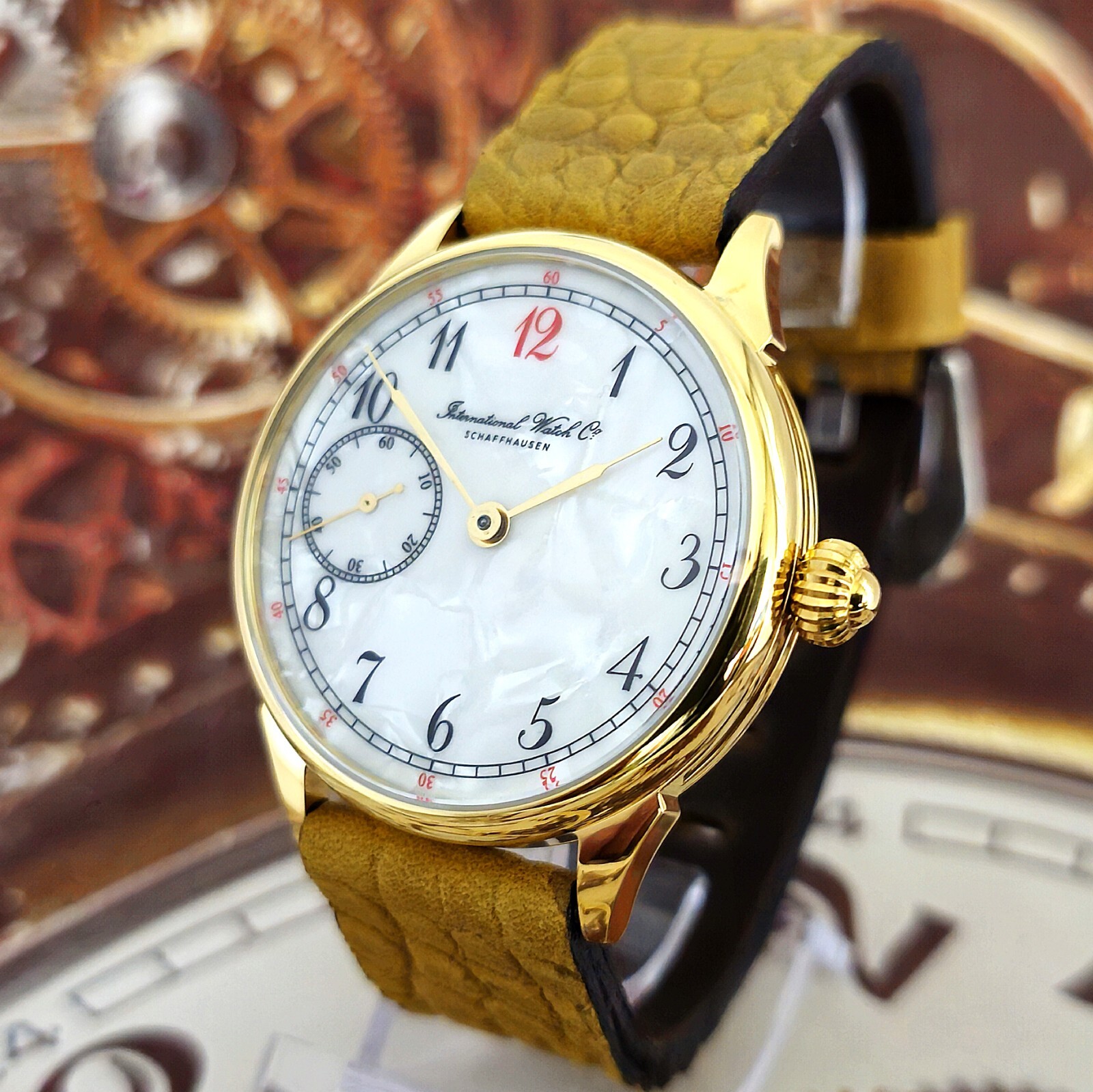 Watch USSR MARRIAGE Rare Dial Men’s mechanism MOLNIJA 18 Jewels 3602