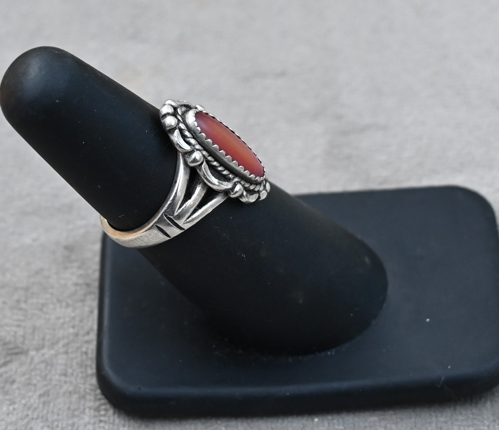 VTG Wheeler Manufacturing Sterling Silver Southwest Style Pink Agate Ring Sz 5.5