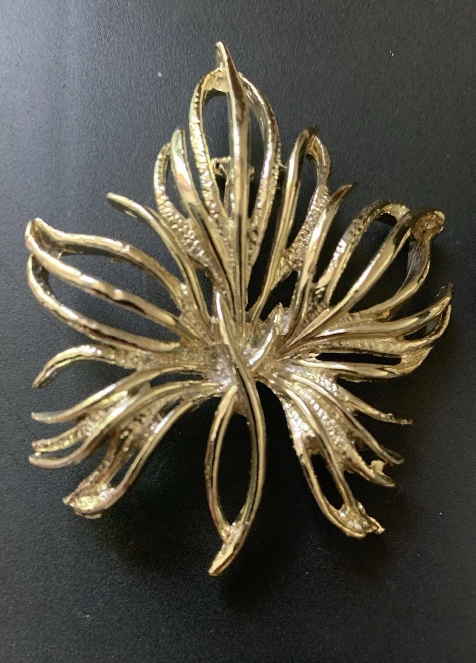 Lot Of 4 Vintage Brooches All In Excellent Condition See Description