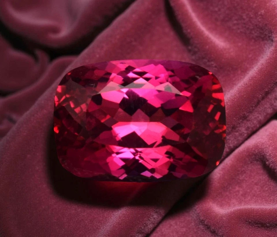 40 Ct Certified Flawless Natural Pink Sapphire Cushion Cut Loose Gemstone