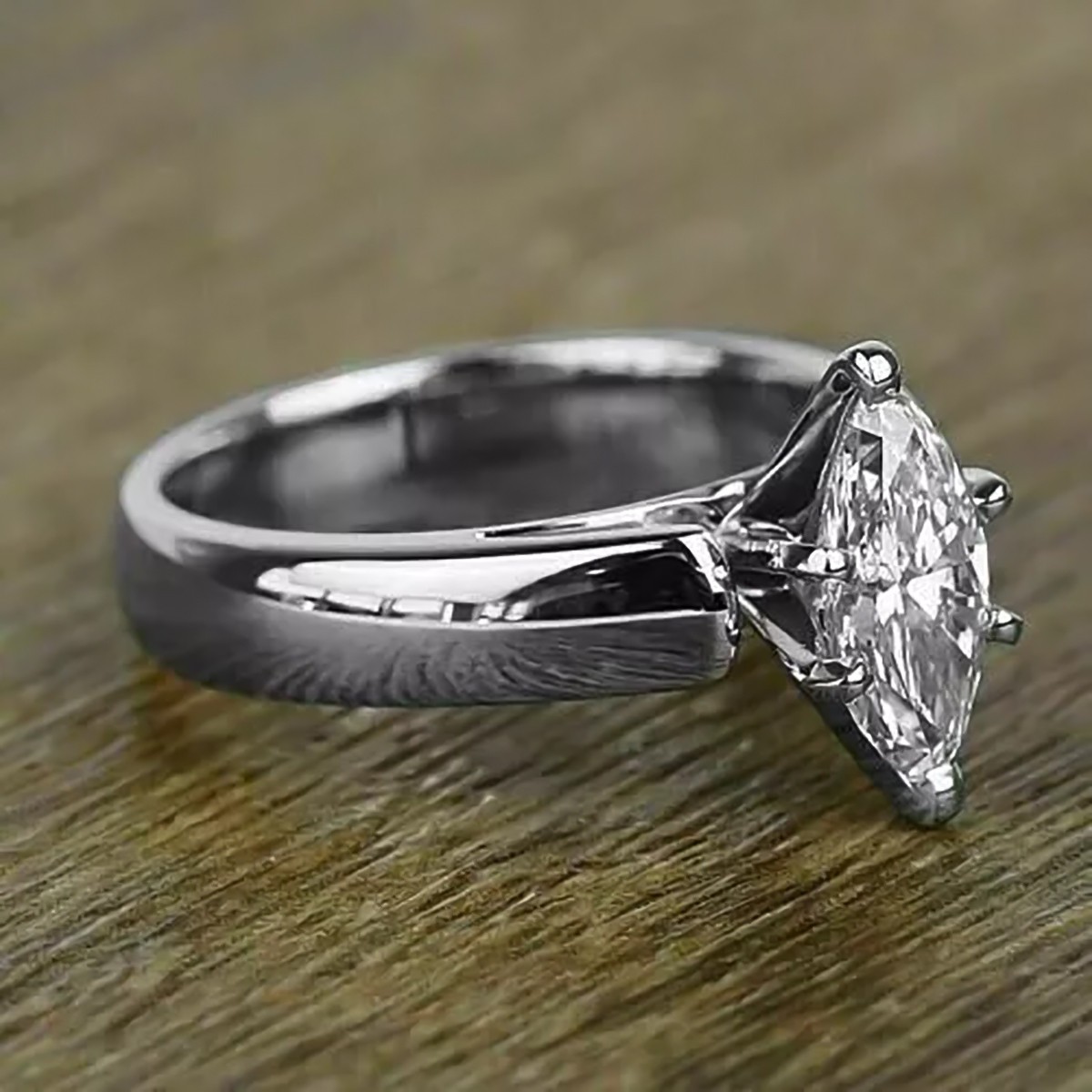 Certified 2.50 Ct Marquise Cut D VVS1 Moissanite Anniversary Solitaire Ring