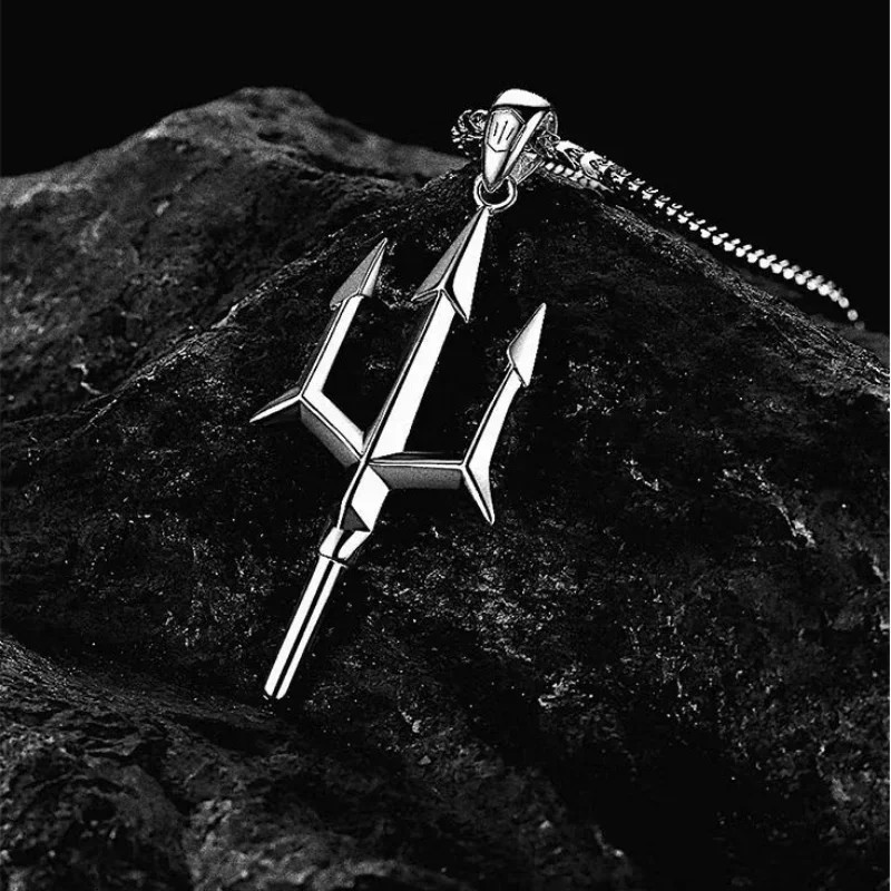 Mobius Pendant Necklace Silver Tone Twisted Geometric Charm Chain Jewelry
