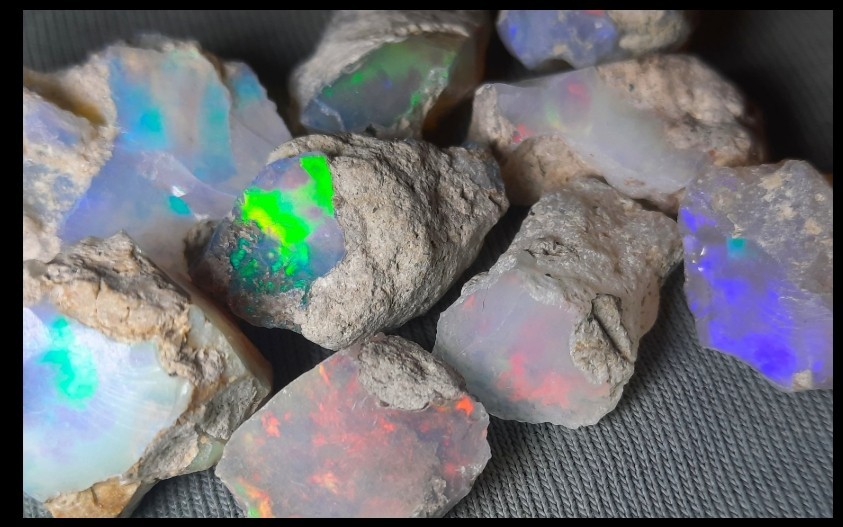 Cut Grade Opal Rough Lot AAA Grade 10 Pieces Large Size Ethiopian Welo Opal Raw