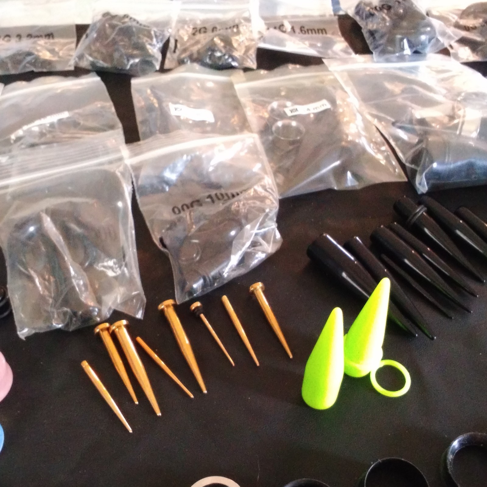 Mixed Lot Ear Plugs Tunnels Tapers Rings, Screw, Acrylic/Stainless, 10-24mm