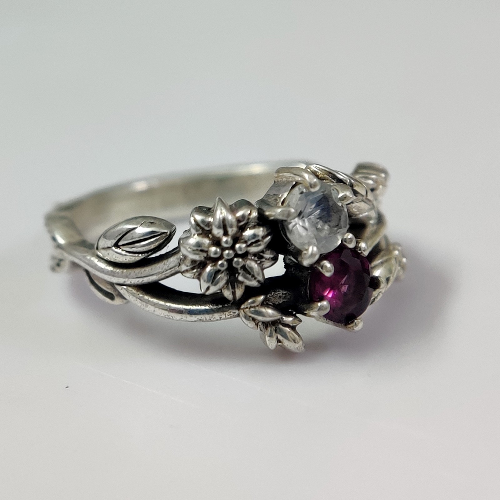 Nature Garnet Rainbow Moonstone 925 Silver Leaf Vine Floral Ring Wedding Band