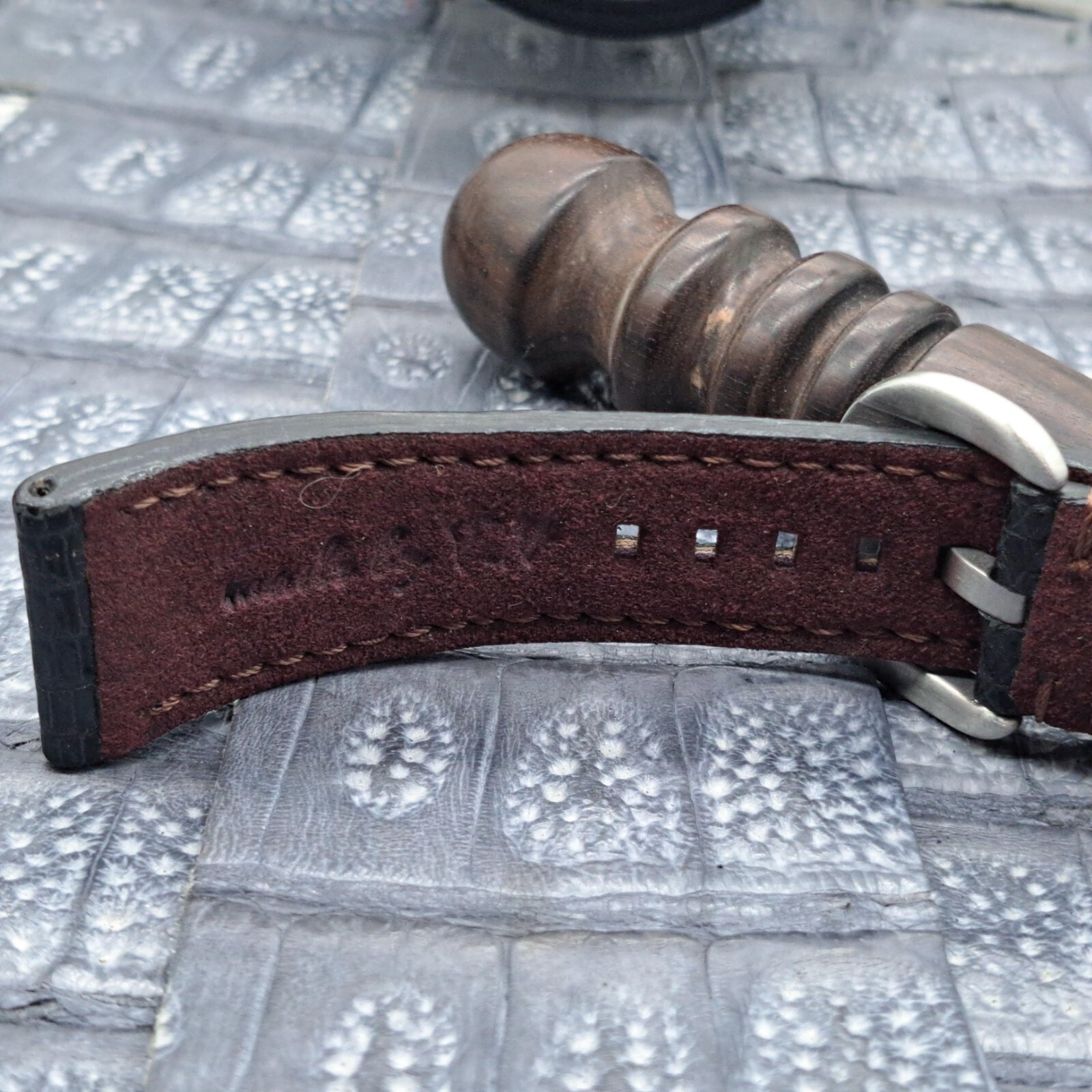 28mm/24mm Lizard Leather Watch Band Bespoke Exotic Leather Minimalist Design