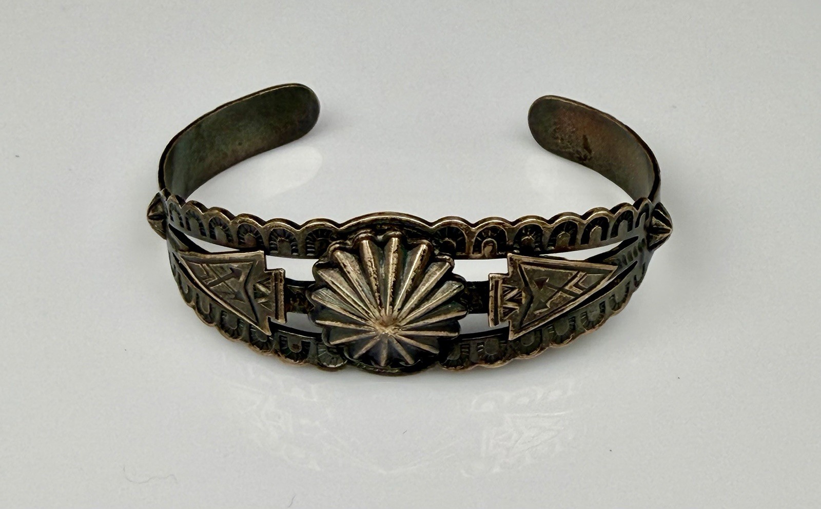 Vintage Fred Harvey Style Cuff Bracelet Sterling Silver Navajo