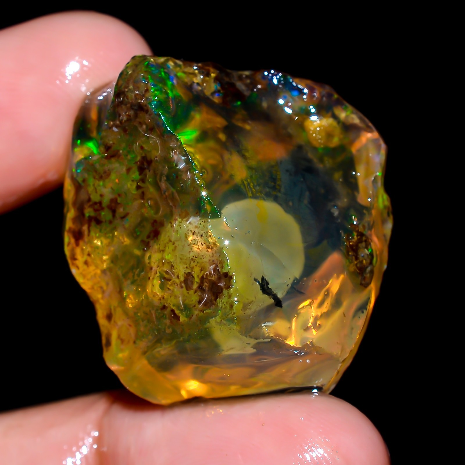 59Ct. Natural Welo Fire Ethiopian Opal Fancy Oil Rough Loose Gemstone 29X26X15mm