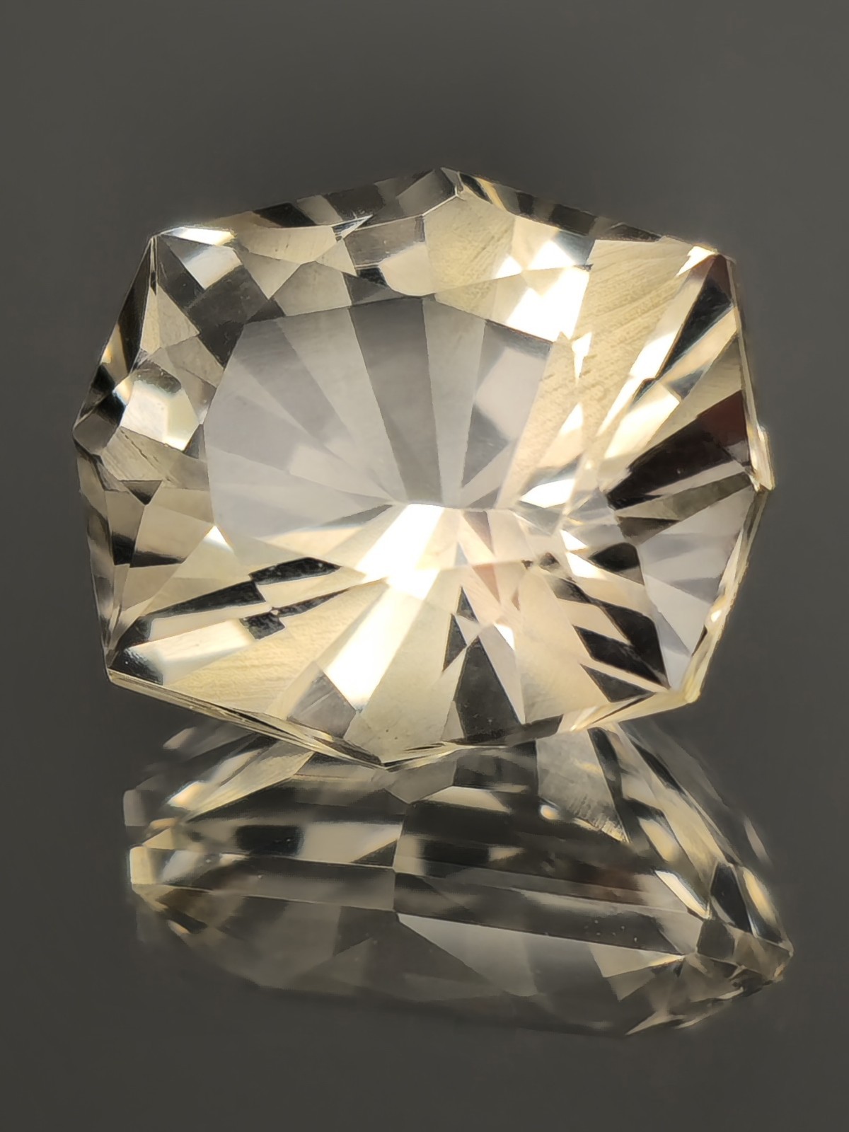Killiecrankie Diamond Rare Champagne Yellow 3.38 Carat Unheated Clean Tasmania✨️