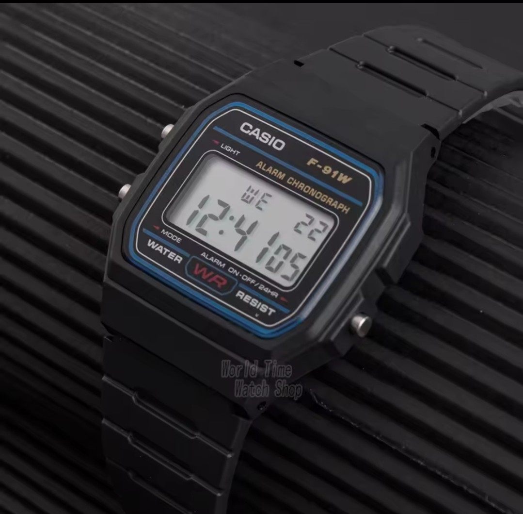 Casio F91W-1 Classic Digital Watch Black Resin Strap Water Resistant Alarm watch
