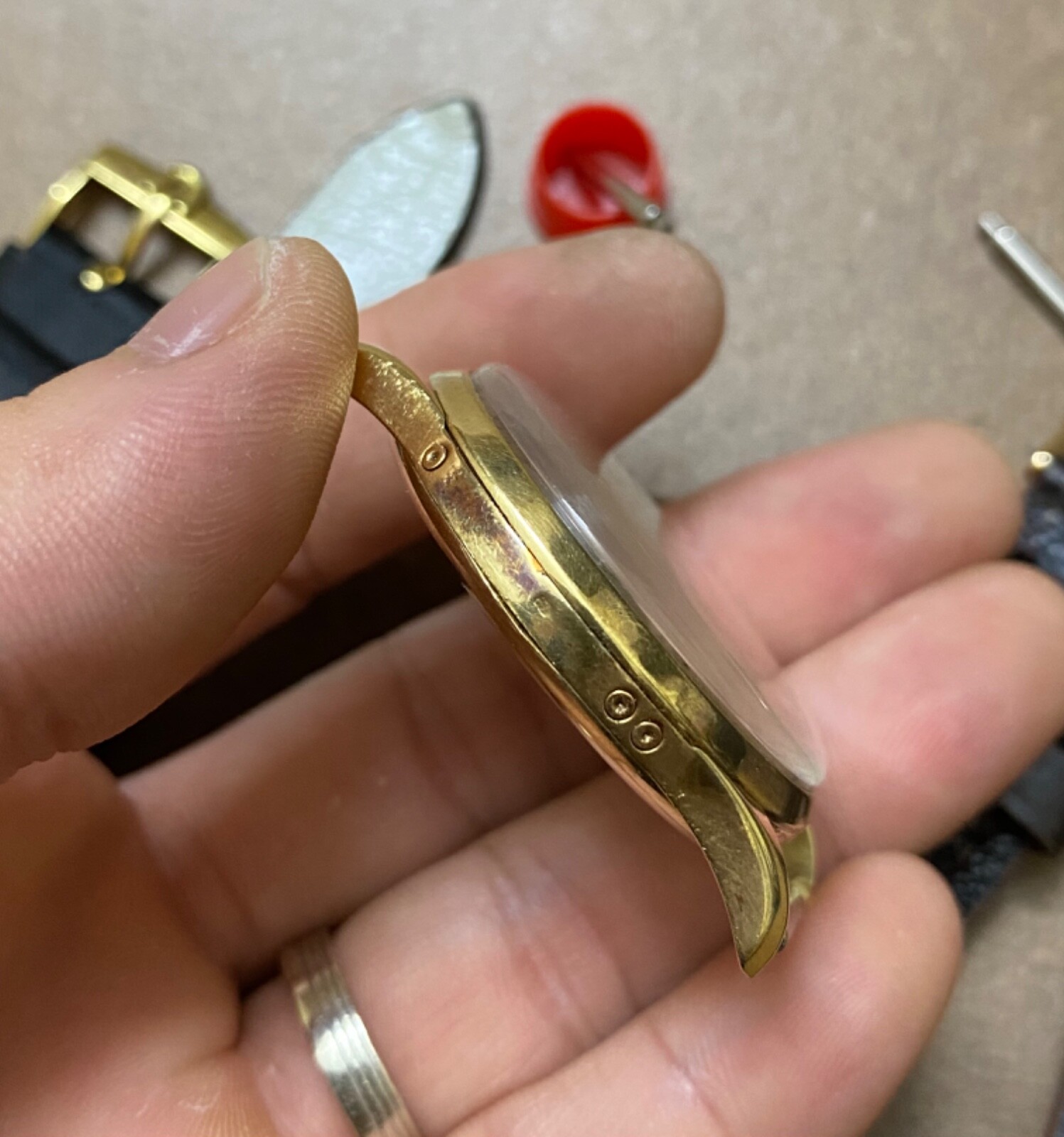 vintage Univeral Geneve Triple date Moonphase Soild gold 14k 51308 291 buckle