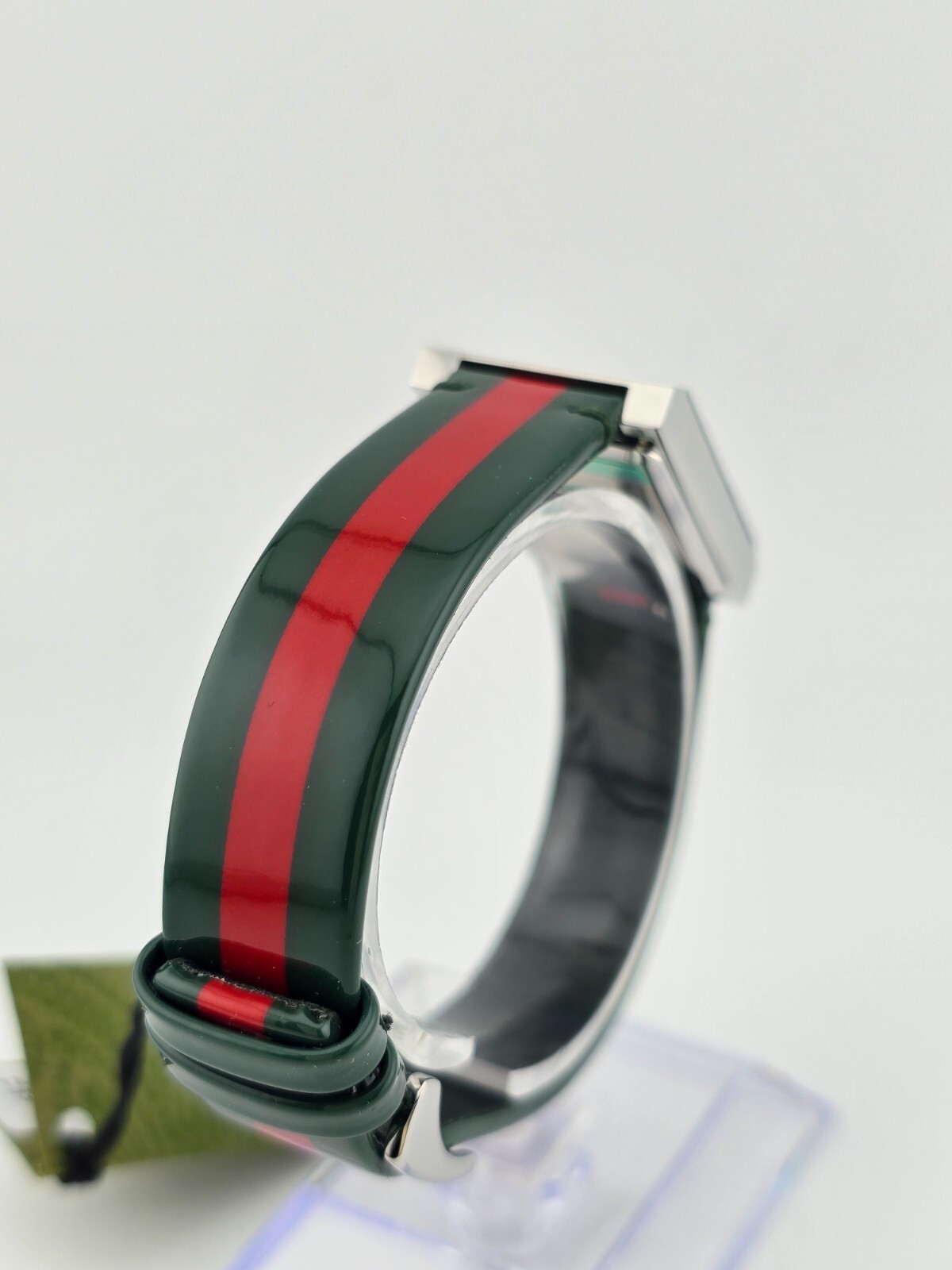 Gucci Women’s G-Frame Green and Red Swiss Quartz Watch – YA147408 ($1100 MSRP)