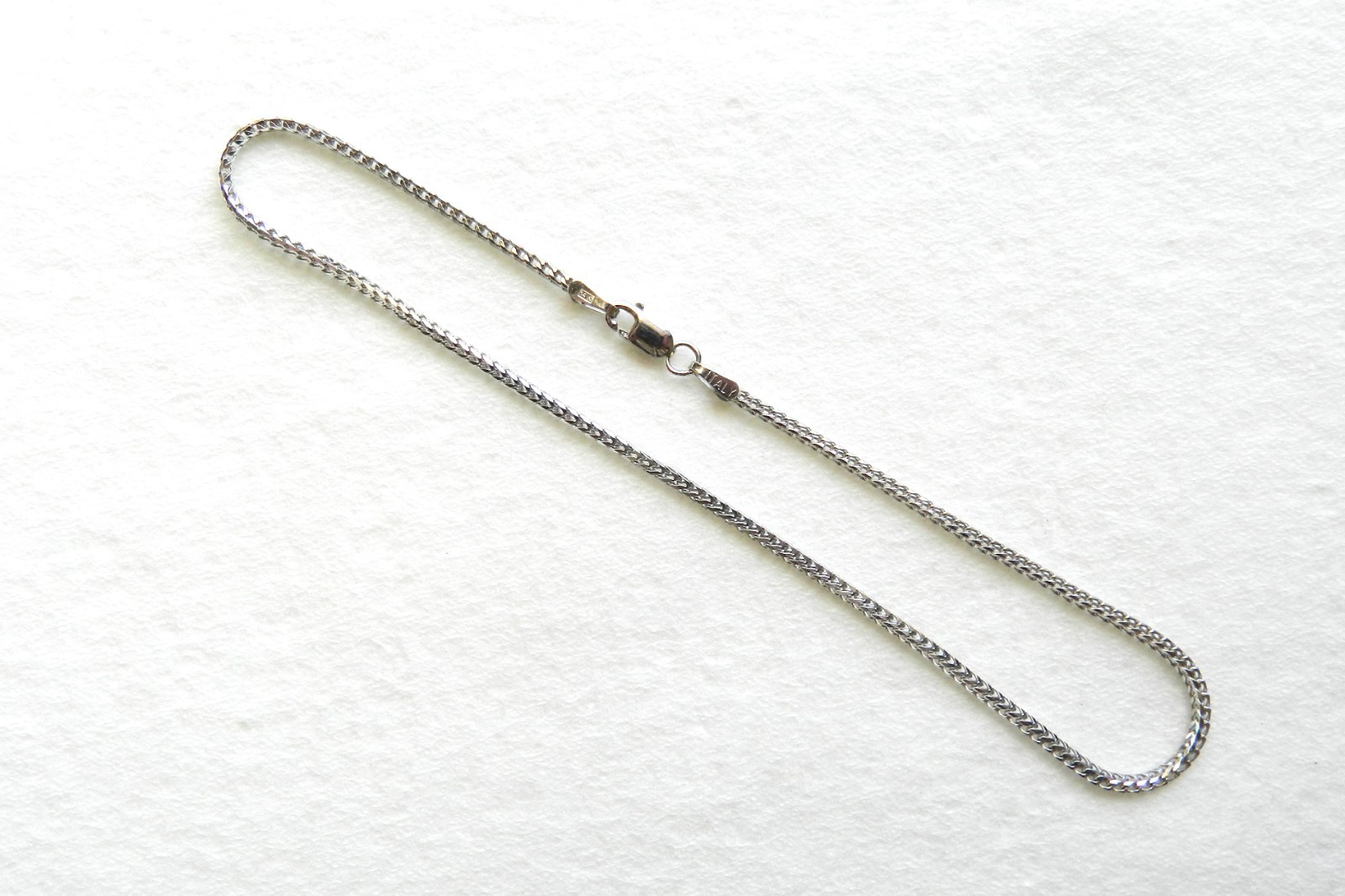 14k White Gold Box Link Bracelet *6 3/4” x 1mm* *3.2 Grams*