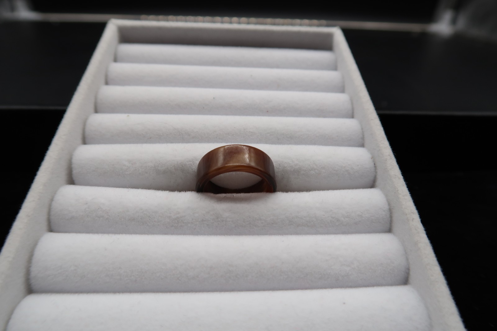 Vtg Brown & Cream Tortoise Shell Ring Lucite Plastic Resin Size 6