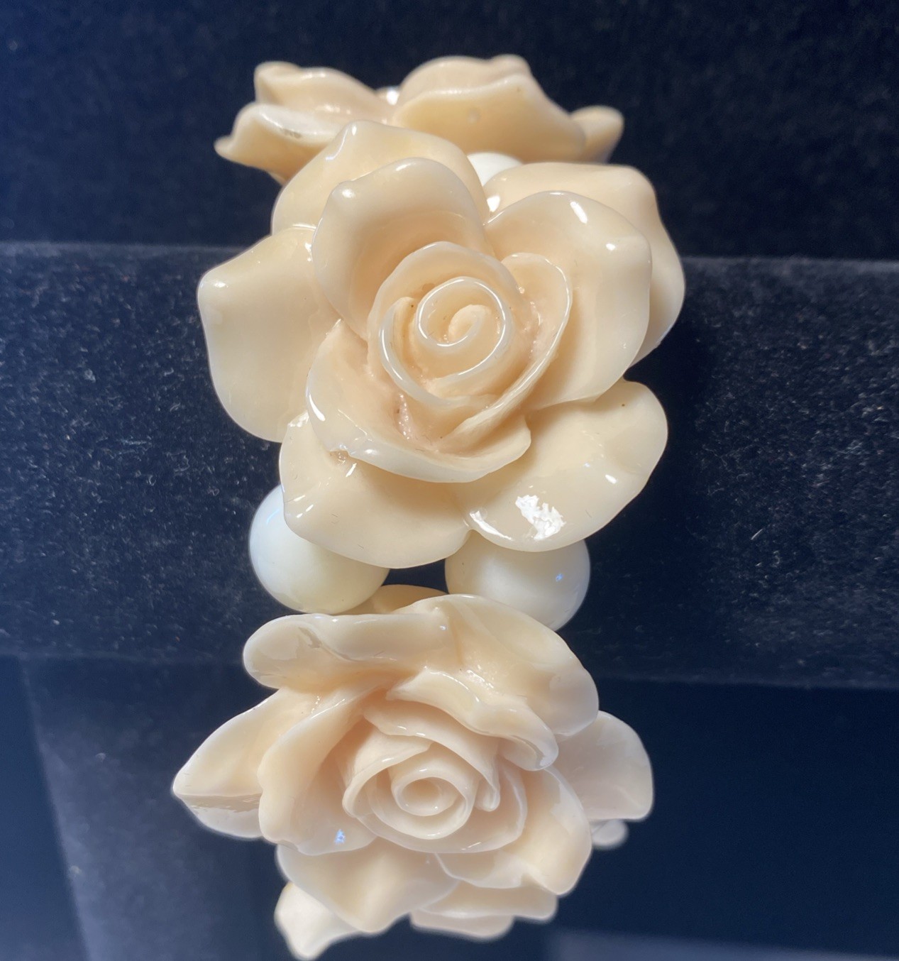 Vintage Plastic Resin (?) Pinky/ Yellow Rose Stretch Bracelet Stunning