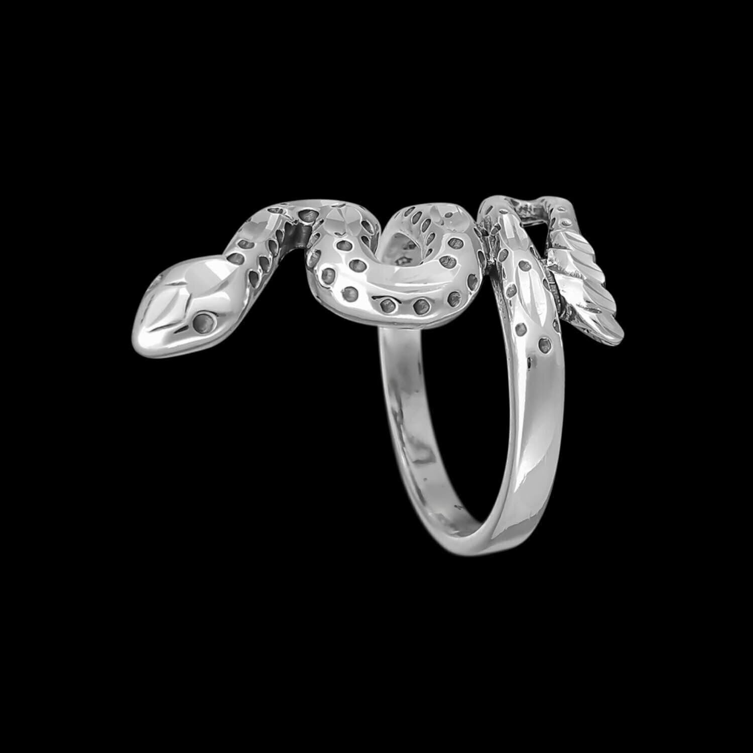Diamond Cut Wrapped Snake