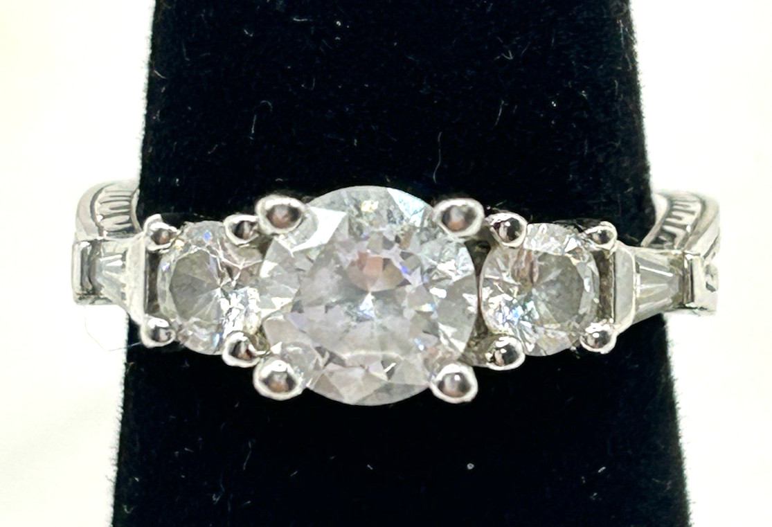 Signed JJJ Sterling Silver DQ CZ Past Present Future Ring with Accents Size 6