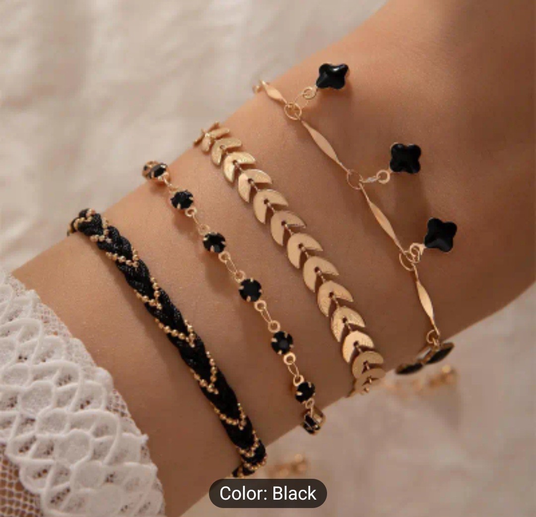 4-Piece Gold & Black Bracelet Set In Gift Box – Perfect for Any Occasion!