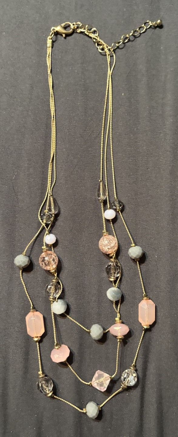 NY Rose Gold Pink Acrylic Triple Strand String Beaded Chain Necklace