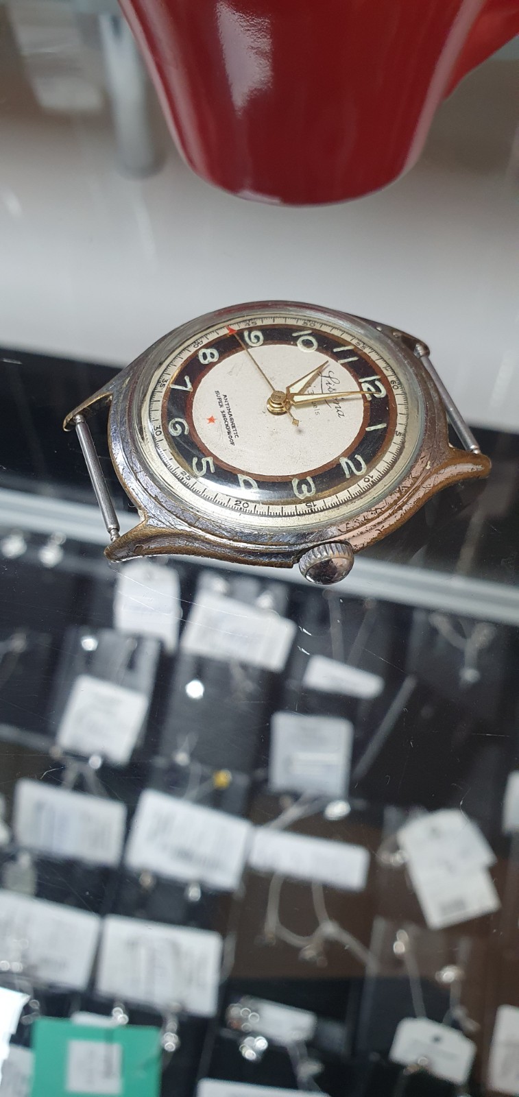 Vintage Men’s Lisona De Luxe Watch, French-Made Cal. HP 127, Mid-20th Century