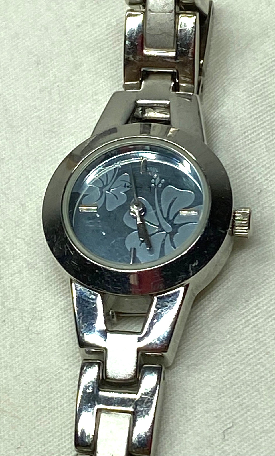 Original Panama Jack Surf Girl Silver Tone Quartz Analog Women’s Watch Floral