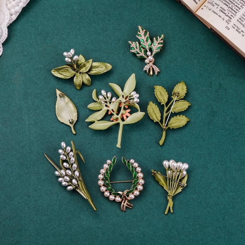 Fashion Women Enamel Flower Leave Pearl Brooch Elegant Plant Brooches for Women