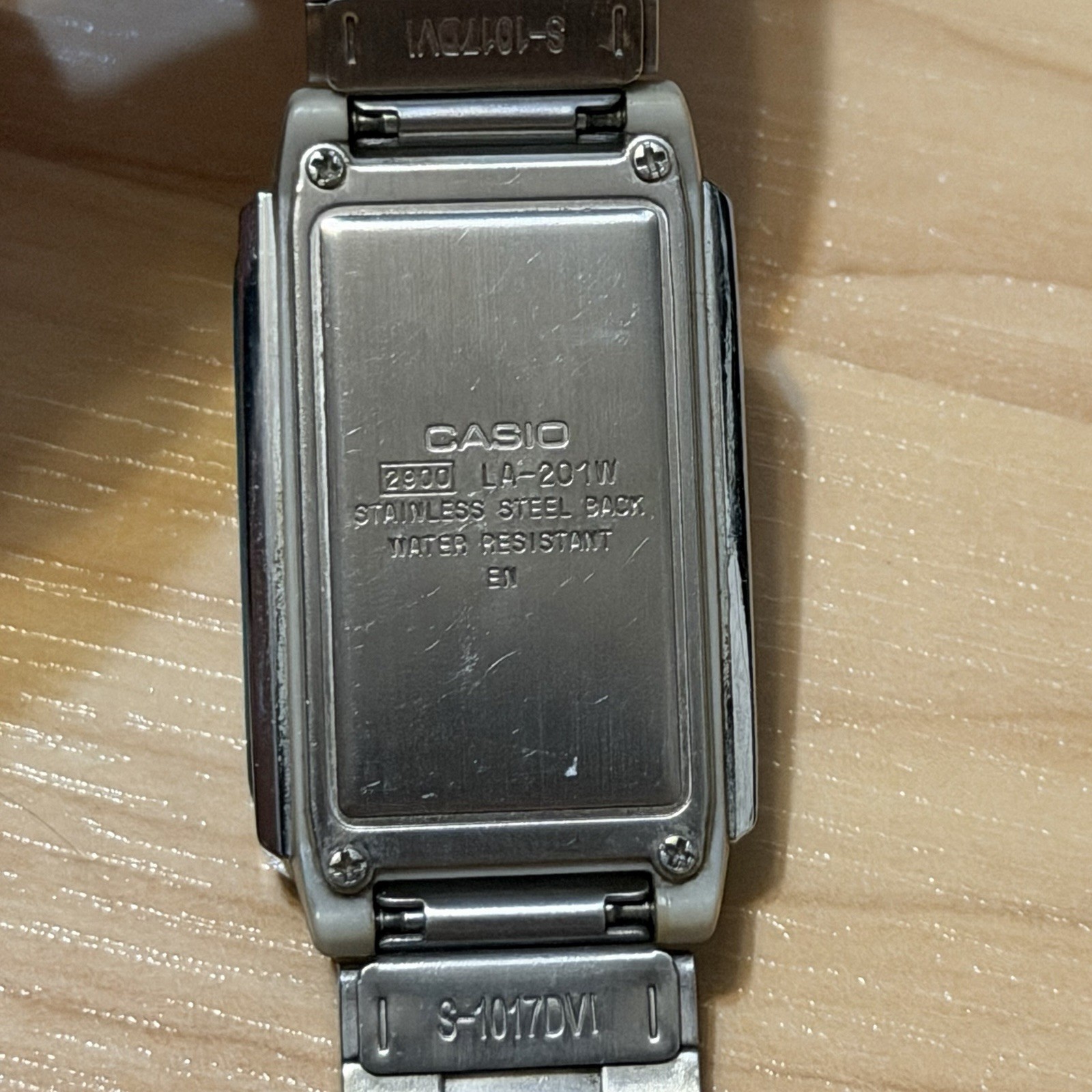 Casio LA-201W Vintage Silver Display Illuminator Futurist Digital Watch LA201