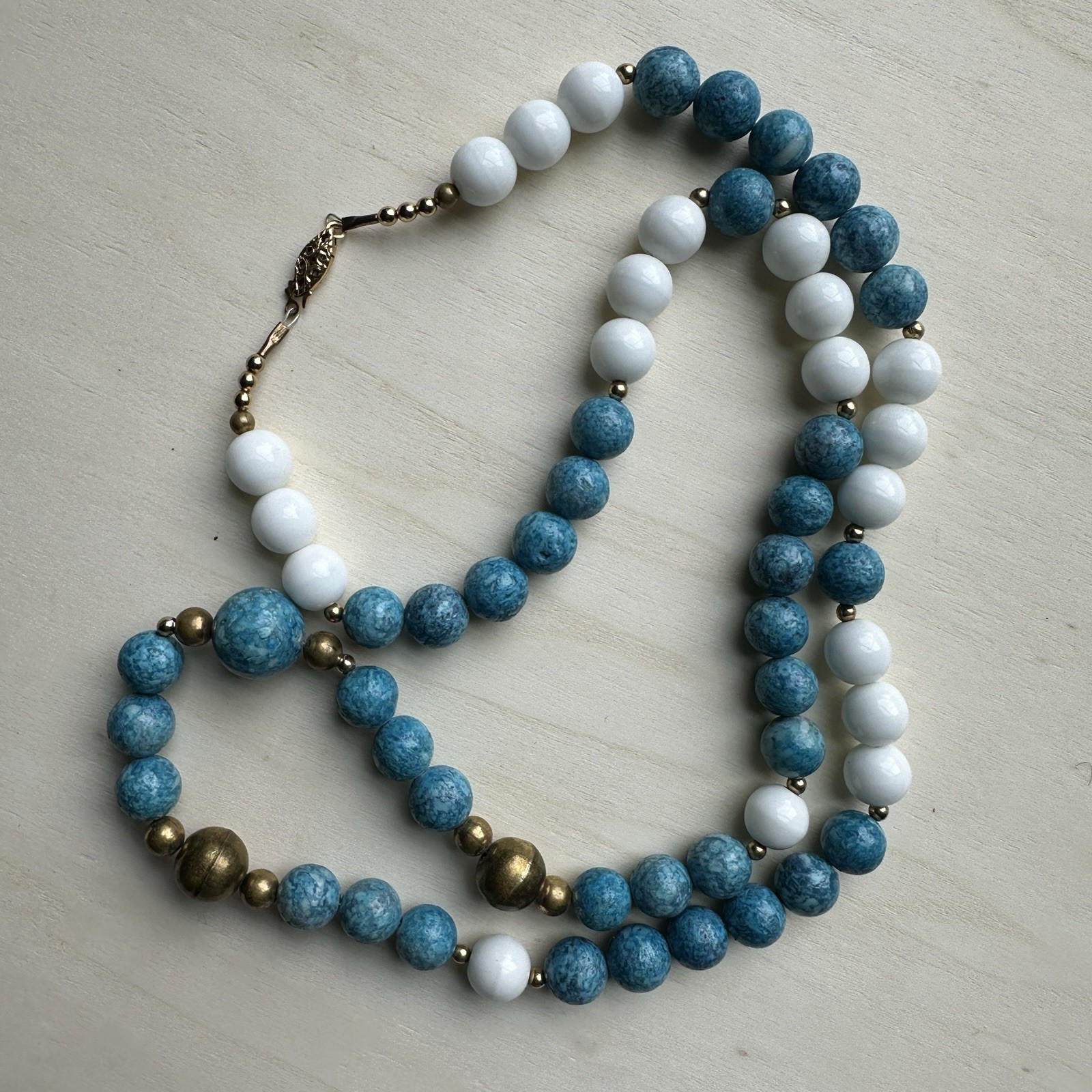 Vintage Asia Artisan Beaded Necklace 28 Inch Blue White Gold Plated Round Strand