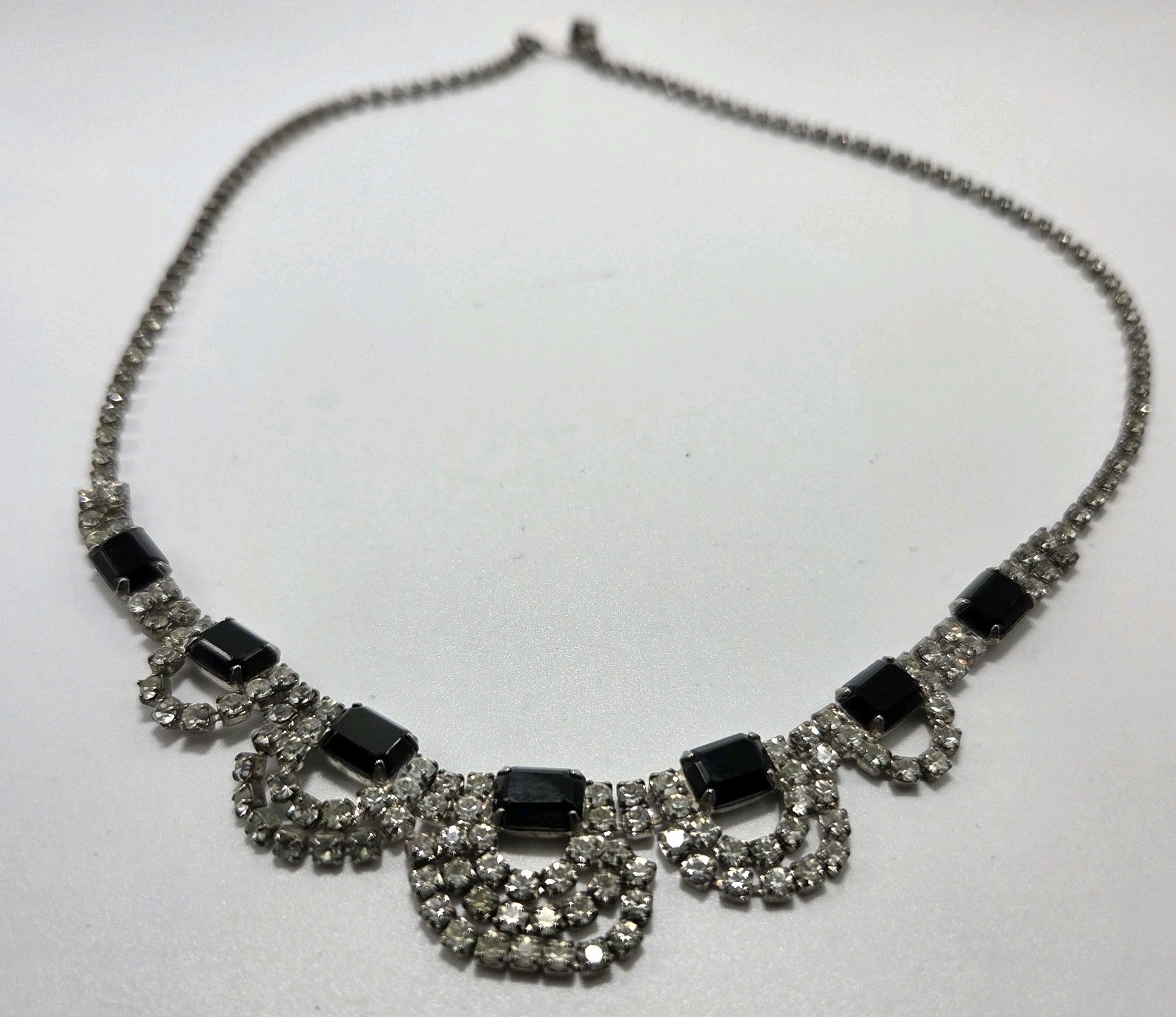 VTG Silver Tone Collar Necklace Rhinestone Clear Black Glass Gatsby Core ~17.5″