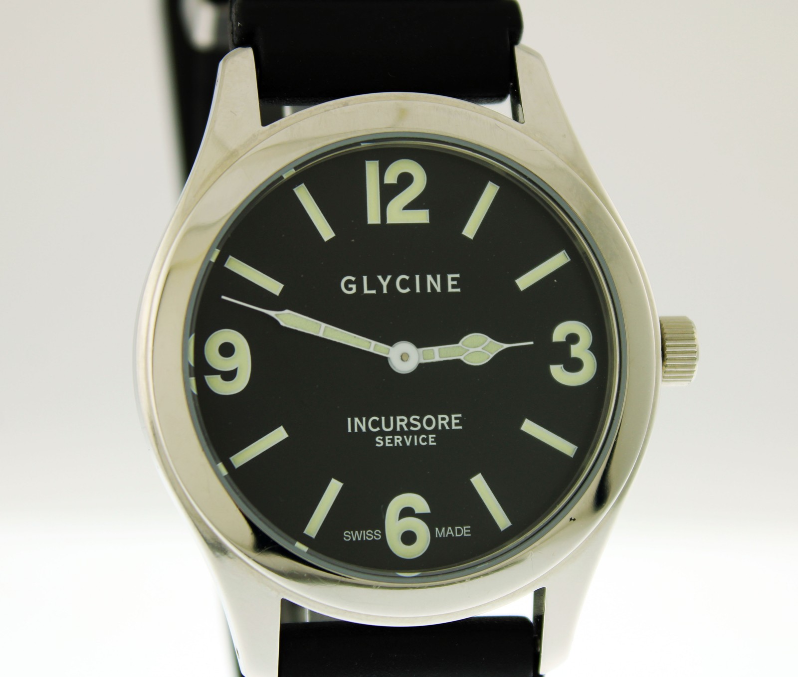 Glycine Incursore 3805 44mm Black Dial Quartz Watch