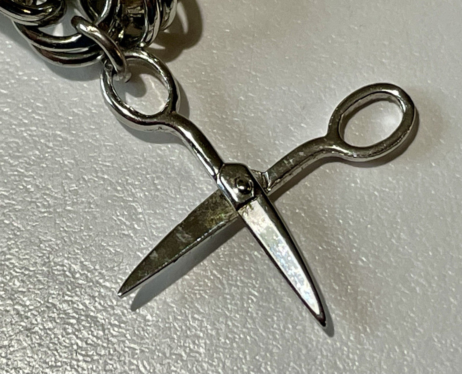 Vtg Sterling Silver Double Link Charm Bracelet 7″ 21g 1950’s Moving Scissors Gun